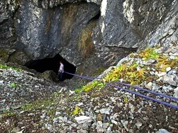 fangcave.jpg2