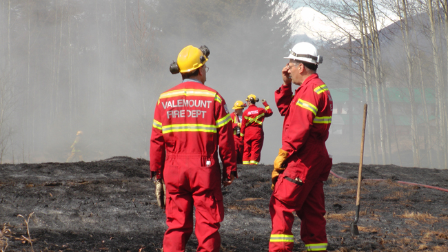 Valemount Fire 8 and 10-year-old call 911