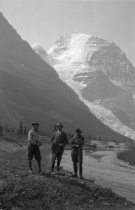 Photo courtesy the Whyte Museum of the Canadian Rockies (image V263/NA-1063)