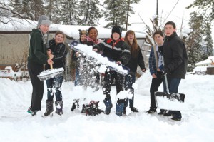 snow day, snow, shovel, shoveling, help, good deed