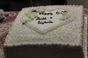 Bill Arnold, Sylvia Arnold, anniversary, 60th anniversary, cake