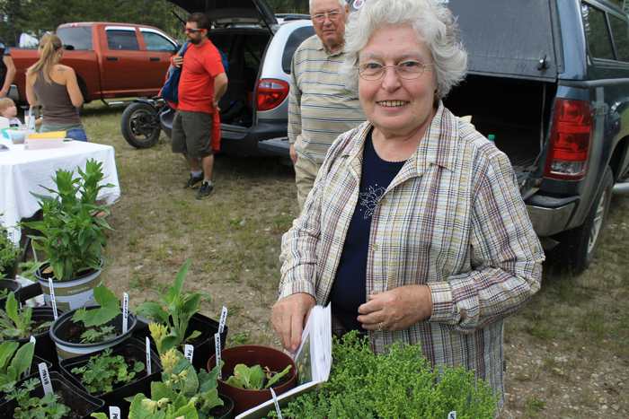 Farmer’s market kicks off in Valemount