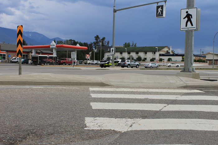 Traffic lights for Hwy 5 entrance to Valemount?