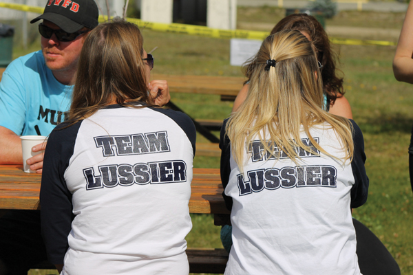 Lussier Girls’ slo-pitch fundraiser attracts 10 teams