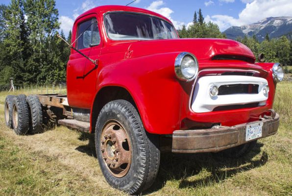 Photo: Evan Matthews Mike Berkenpas' rebuilt 1956 International.