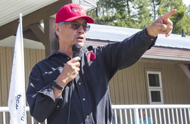 Photo: Evan Matthews Chief Nathan Matthew addresses the crowd at the Simpcw's 100-year commemoration on Aug. 13, 2016.