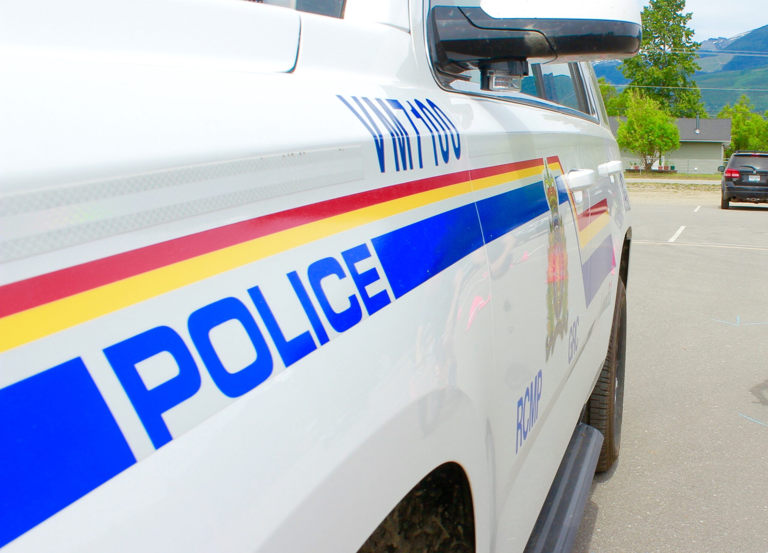 Suspicious man lures teen; RCMP investigate