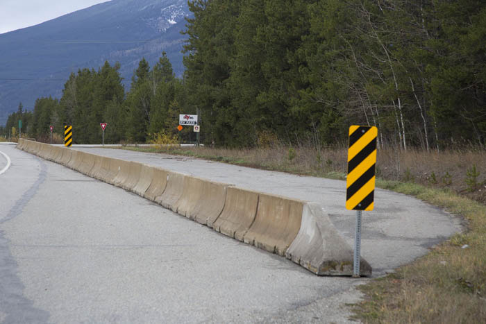 Valemount Hwy5 pull-out closed