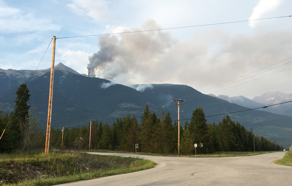 Wildfire east of Valemount deemed “Fire of Note;” rappel team called in