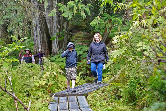 Most parks re-open May 14th; Jasper Park & Berg Lake Trail still off-limits