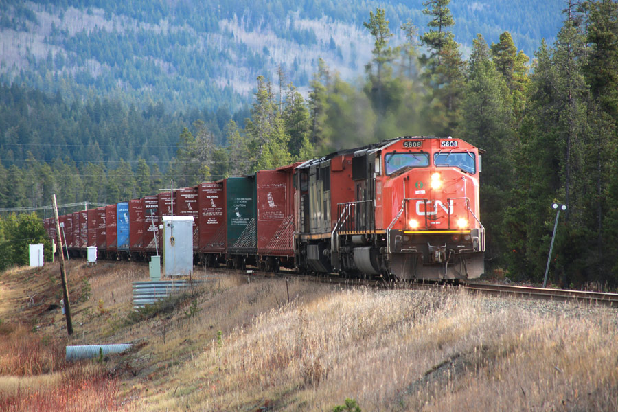 Canada toughens railway laws during extreme heat