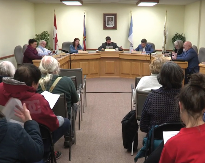 Valemount Council: Utilities, trucks and remuneration