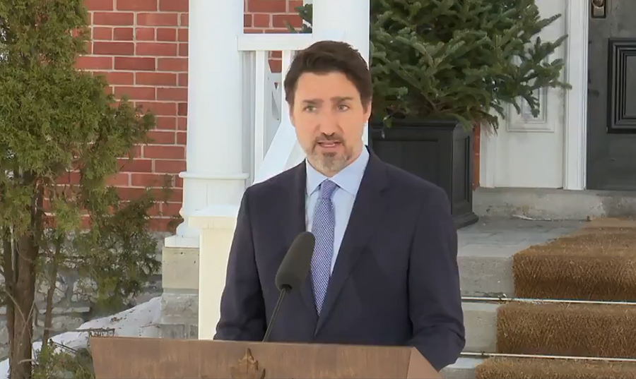 Trudeau calls Canadians home and restricts border traffic