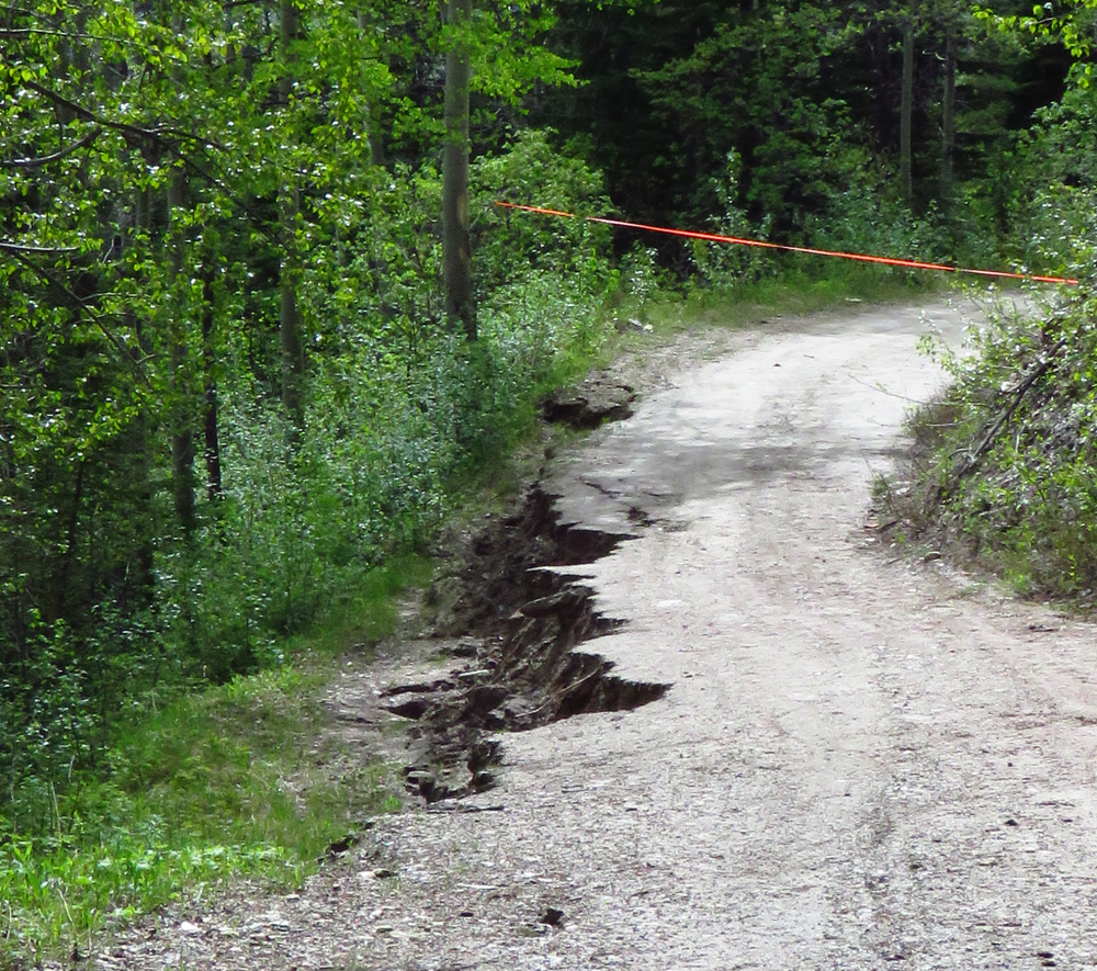 Teare Lookout Access Road Closed at 5.5km