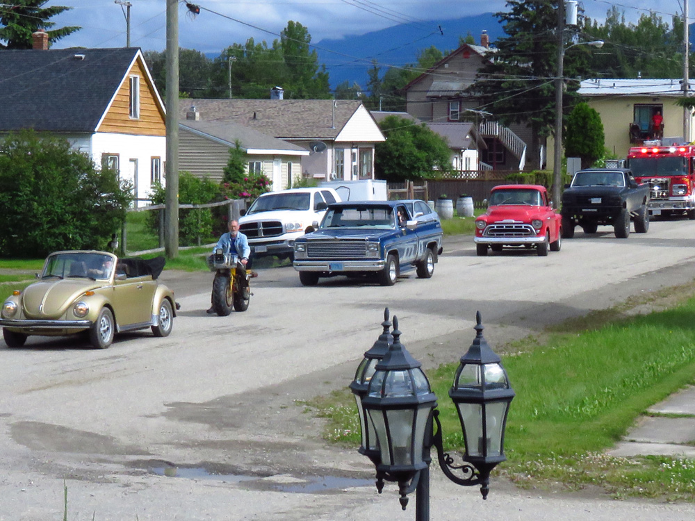 Vintage cars non-Parade