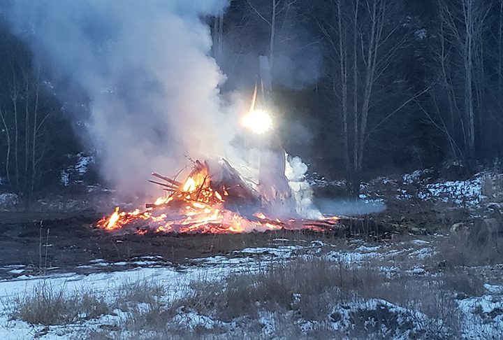 Burning slash piles? venting index an easy tool to check conditions