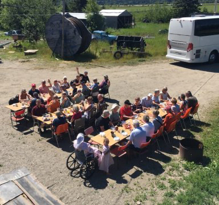 Danish tourists get a taste of local goods
