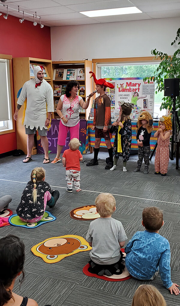 Juno award nominee Mary Lambert regales local kids