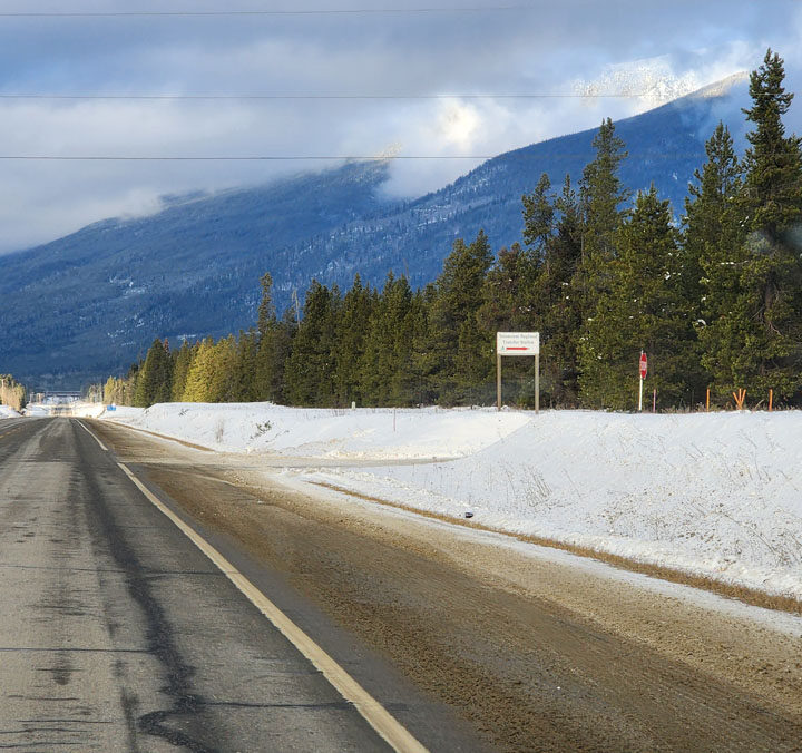 No turning lane for transfer station